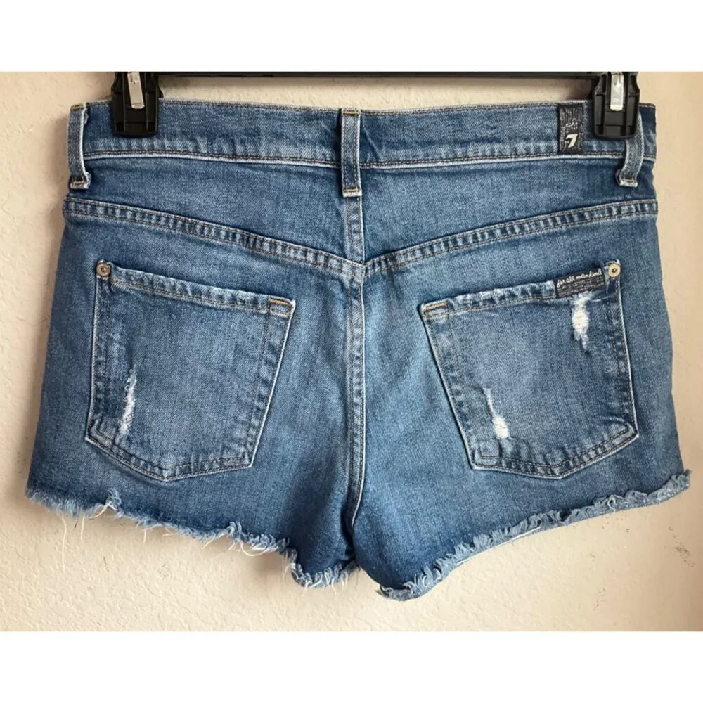 7 For all Mankind Women Sz.27 Denim Jean Shorts Hot pants Button fly  Distressed - Picture 2 of 11